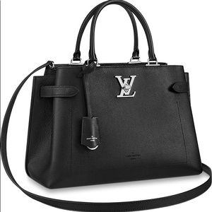 Louis Vuitton Lockme Calf Leather Tote Bag. Noir